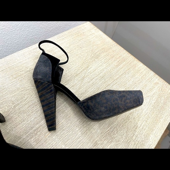 Slightly Uses Proenza Schouler - Picture 3 of 5